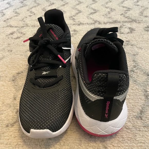 Reebok Women’s Size 9 - Picture 3 of 5